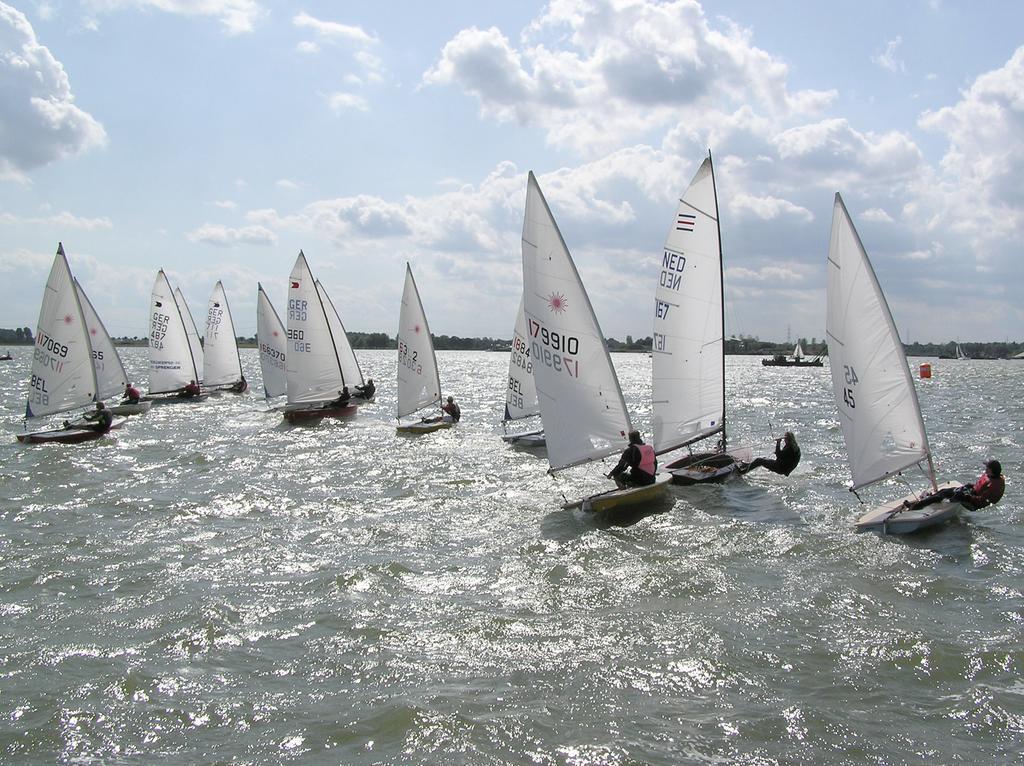 Sailcenter Limburg Kinrooi Exterior photo
