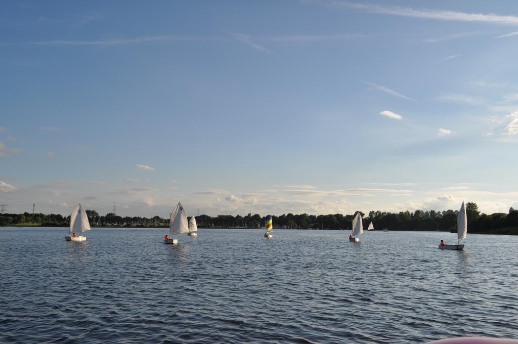 Sailcenter Limburg Kinrooi Exterior photo